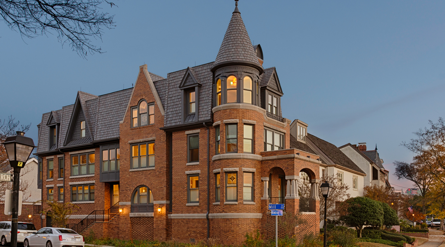 Front of a beautiful brick home on Mowbray Arch on Norfolk Virginia built by Covington Contracting